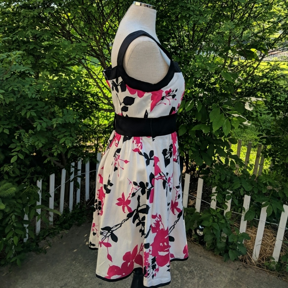 Aline fitted waist cotton floral bold tea dress 10 - Picture 6 of 8